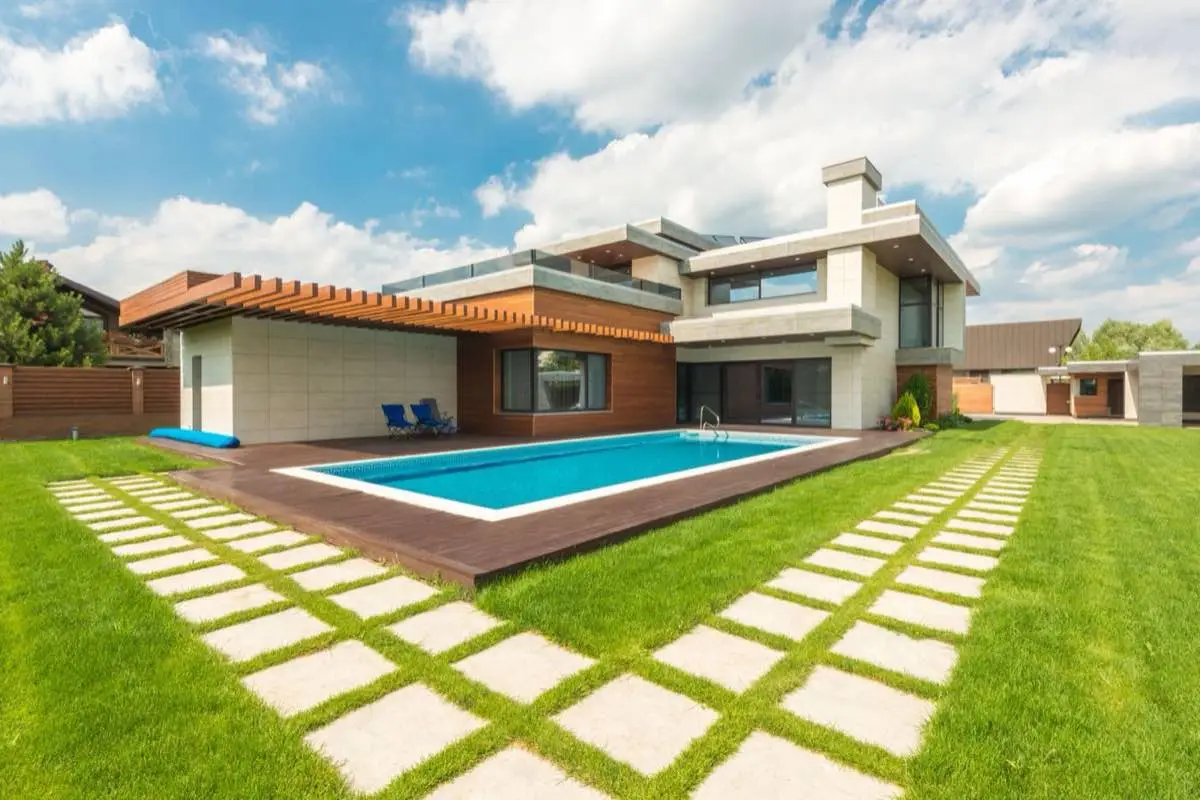 Pool Heaters & Heat Pumps in Laredo, TX
